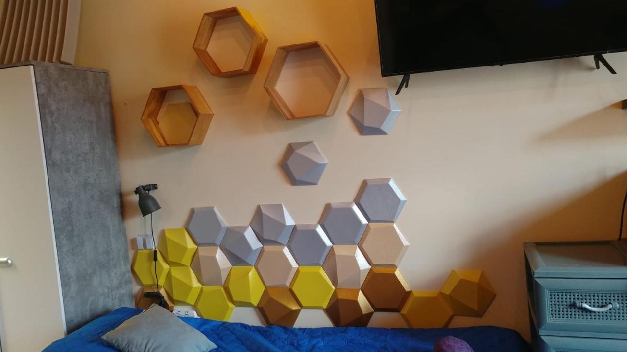 Triesti Home Виктория Экстерьер фото